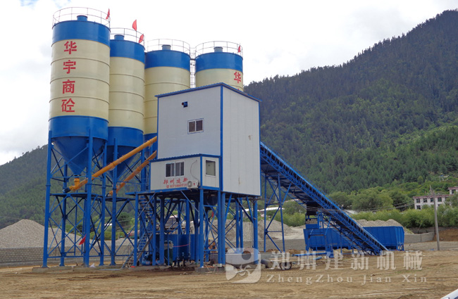 拉薩米林HZS120混凝土攪拌站現場案例