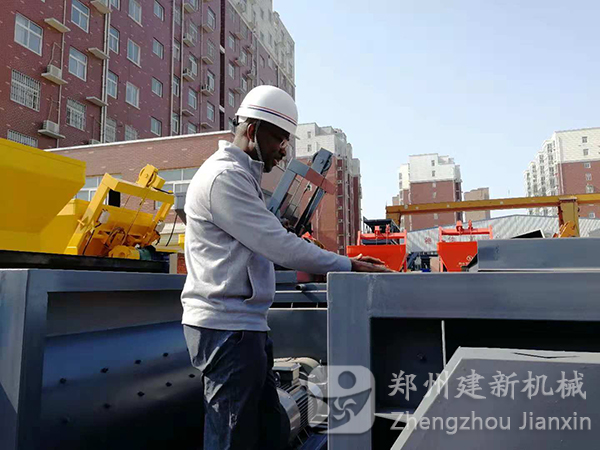 除了寶馬展，建新機械工廠更值得一看！